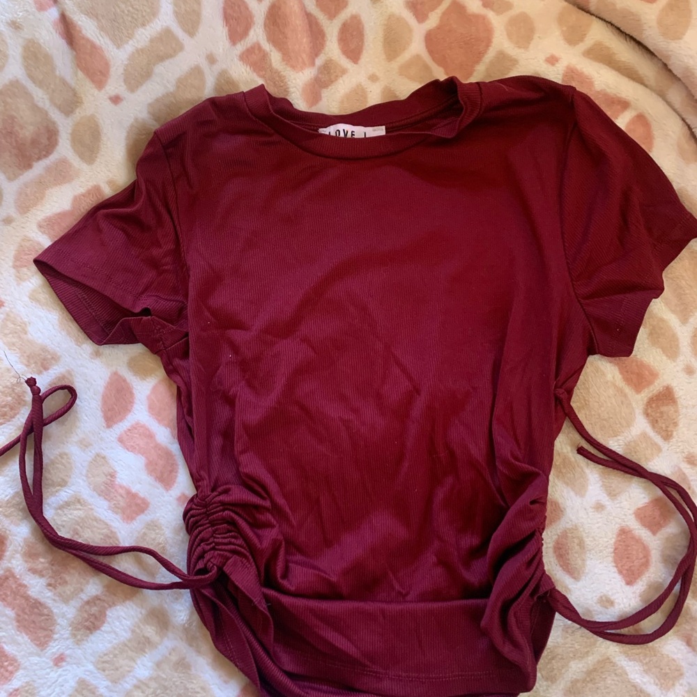 Women's Burgundy Top